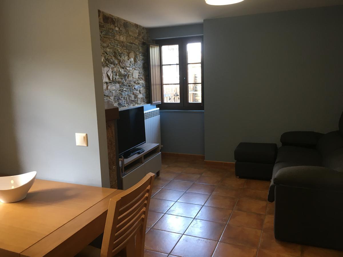 Apartamentos Carola San Tirso de Abres Εξωτερικό φωτογραφία